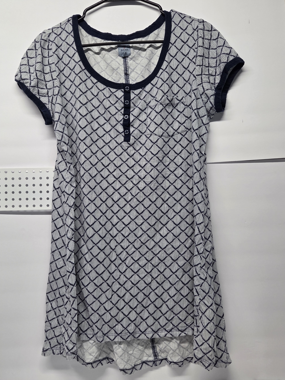 Jane and Bleecker Navy and White Diamond-Print Henley